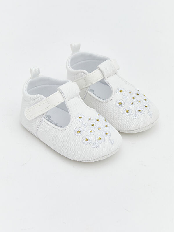 LCW STEPS Floral Embroidered Baby Girl Slippers