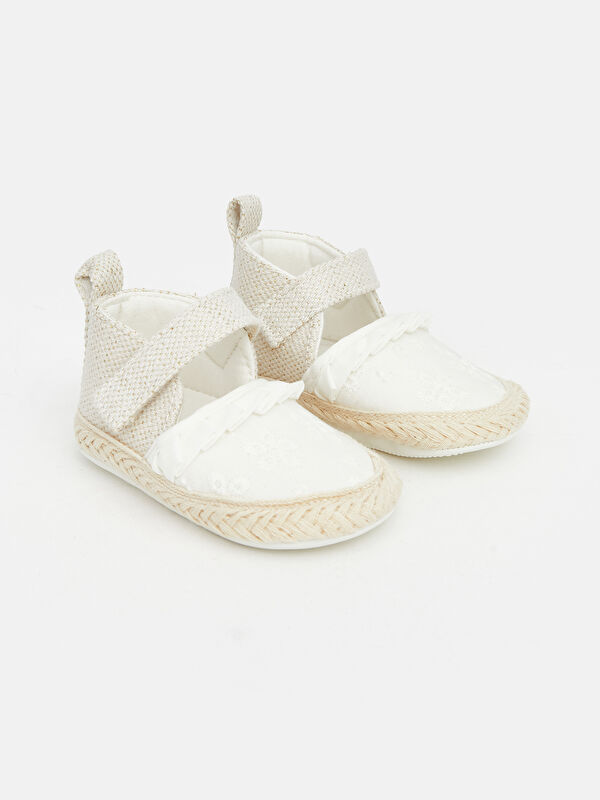 LCW STEPS Cırt Cırtlı Kız Bebek Sandalet