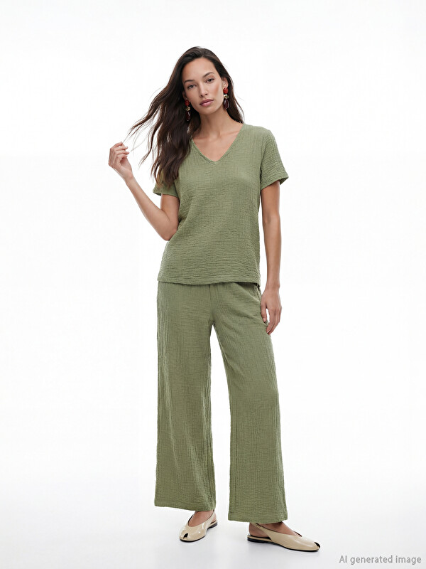 LCWAIKIKI Classic Elastic Waist Textured Wide Leg Women's Trousers