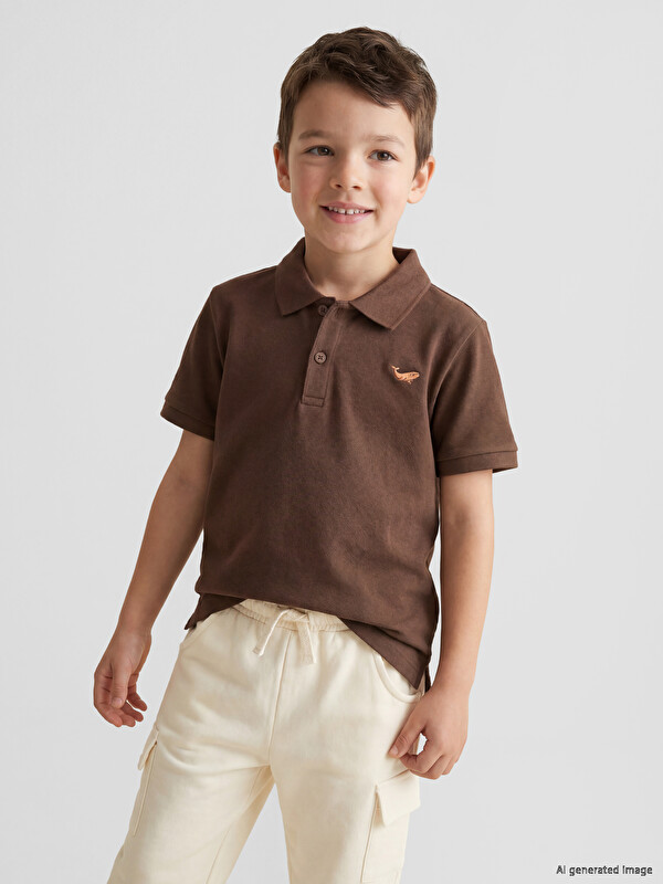 LCW Kids Polo Yaka Nakışlı Erkek Çocuk Tişört