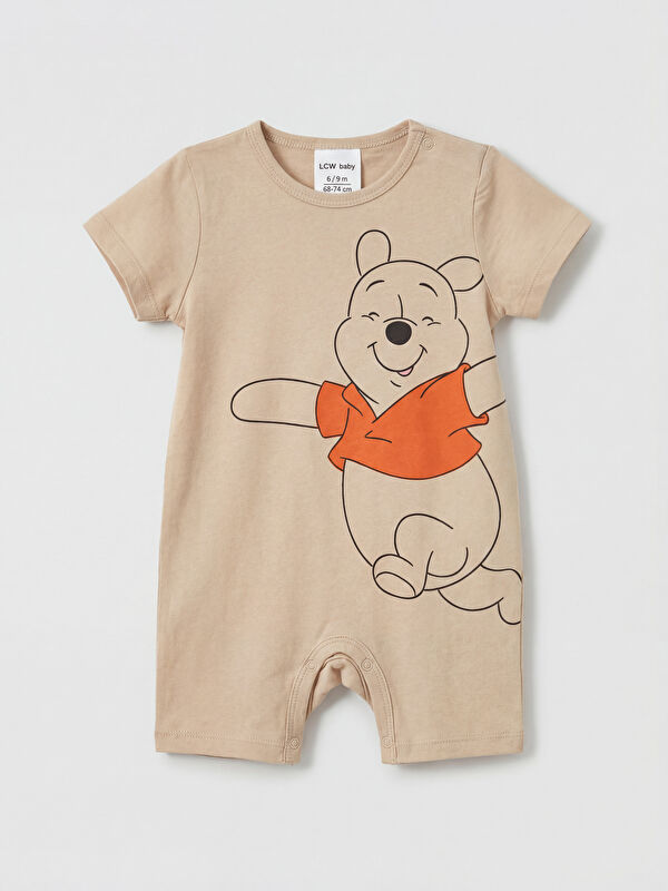 LCW baby Bisiklet Yaka Winnie the Pooh Baskılı Erkek Bebek Tulum