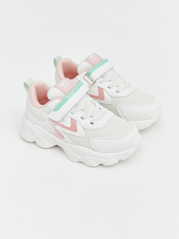 LCW STEPS Bağcık ve Cırt Cırtlı Kız Bebek Spor Ayakkabı
