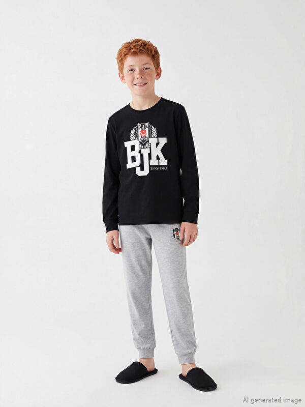 LCW Kids Bisiklet Yaka Beşiktaş Baskılı Erkek Çocuk Pijama Takım