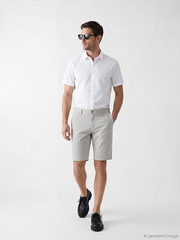 LCWAIKIKI Classic Standart Kalıp Erkek Gabardin Şort