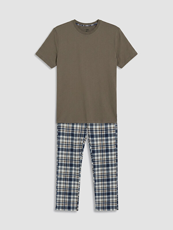 LC WAIKIKI Regular Fit Ekose Erkek Pijama Takımı