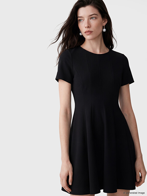 LCW Comfort Mini haljina A kroja sa okruglim izrezom