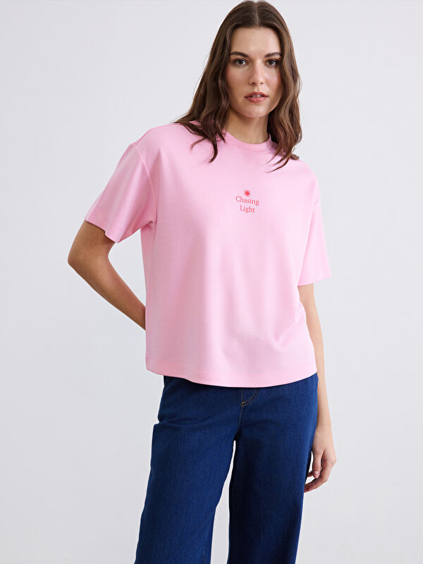 LCW Comfort Принтті жұмсақ жанасатын әйелдер футболкасы