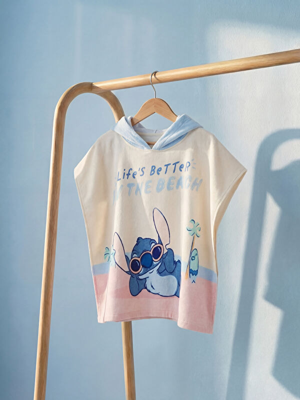 LCW ACCESSORIES Stitch Baskılı Kız Çocuk Panço Havlu