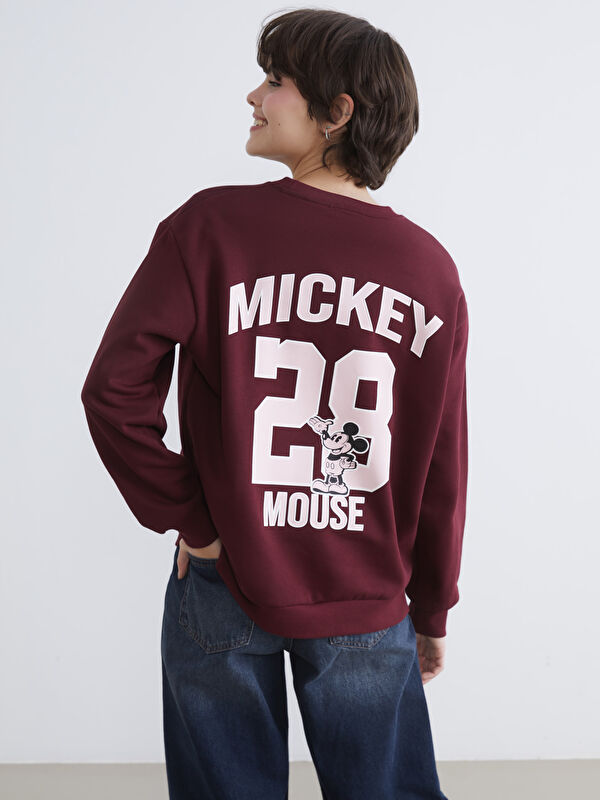 XSIDE Women's oversized sweatshirt featuring a Mickey Mouse print.
