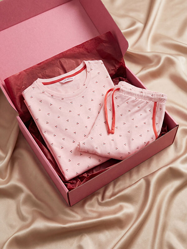 LCW DREAM Bisiklet Yaka Kiraz Desenli Kadın Pijama Takımı