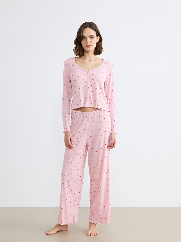 LCW DREAM Kalp Yaka Fiyonk Desenli Kadın Pijama Takım