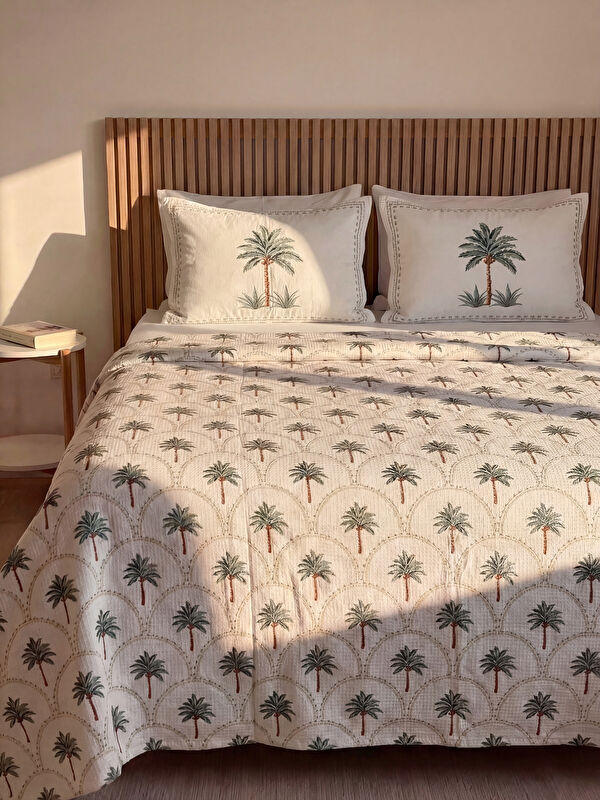 LCW HOME Palmiye Desenli Çift Kişilik Pike Seti