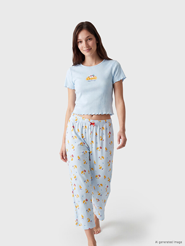 LCW DREAM Patterned Women's Capri Pyjamas Set