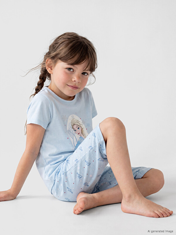 LCW Kids Пижамный комплект с капри для девочек с принтом Эльзы