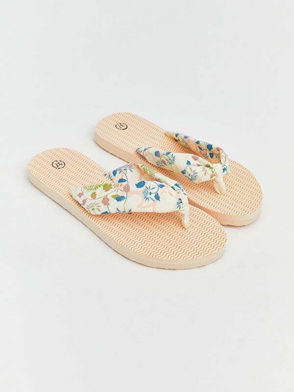 LCW STEPS Flip-flopa me motive për Gra