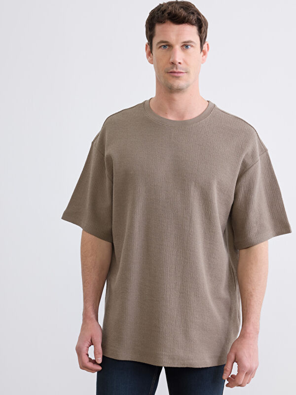 LC WAIKIKI Oversize Bisiklet Yaka Erkek Tişört