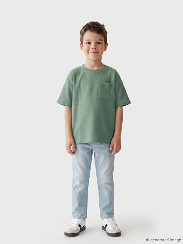 LCW Kids Bisiklet Yaka Erkek Çocuk Tişört