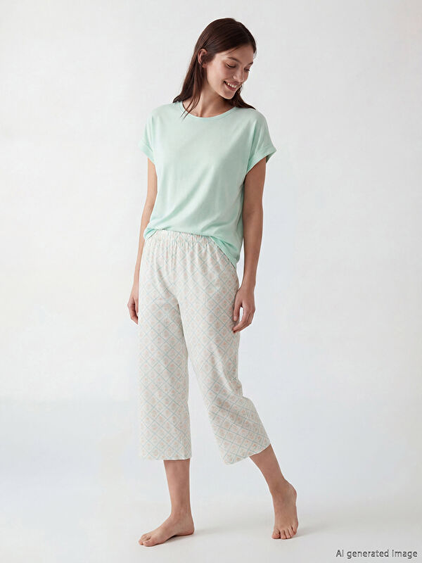 LCW DREAM Bisiklet Yaka Çiçekli Kadın Kaprili Pijama Takımı