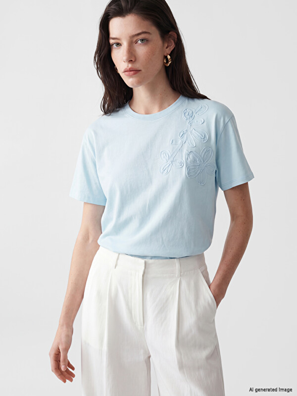 LCW Comfort Embroidered 100% Cotton Women's T-Shirt