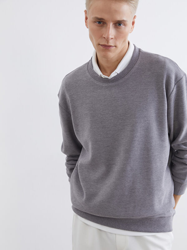 LCW Vision Bisiklet Yaka Erkek Sweatshirt