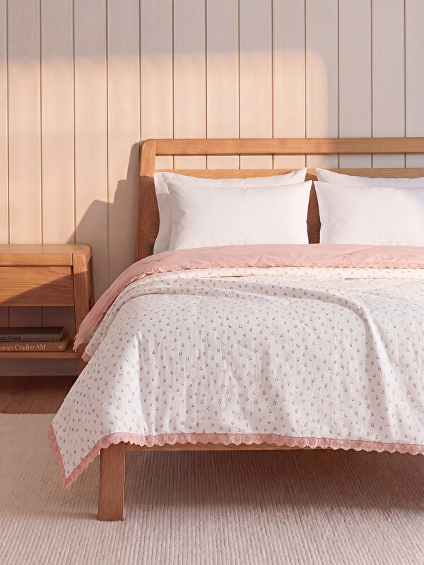LCW HOME Çiçek Desenli Çift Kişilik Yatak Örtüsü