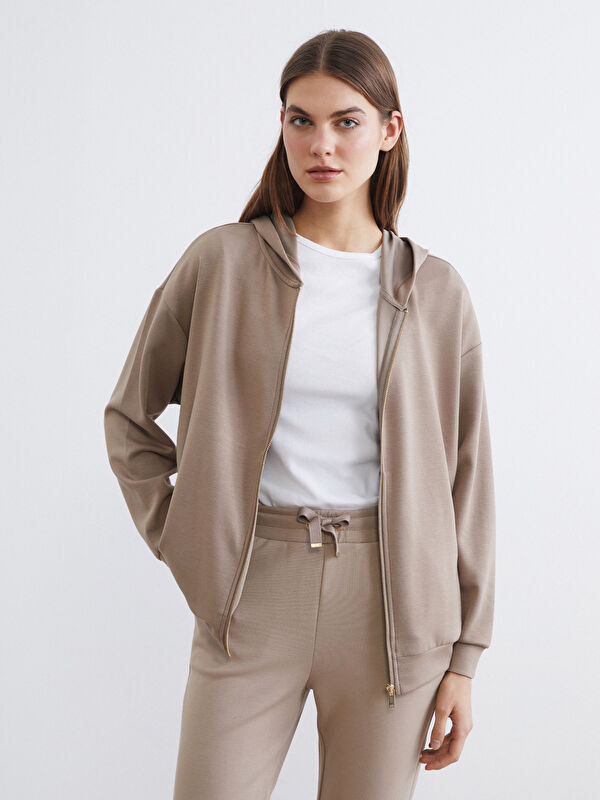 LCWAIKIKI Basic Kapüşonlu Soft Touch Kadın Fermuarlı Sweatshirt