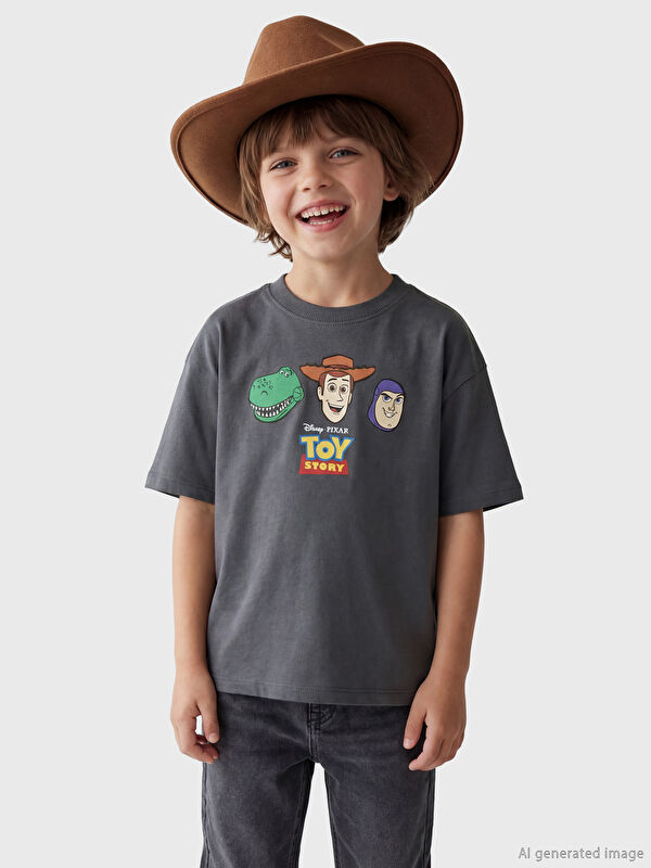 LCW Kids Toy Story Baskılı Erkek Çocuk Tişört