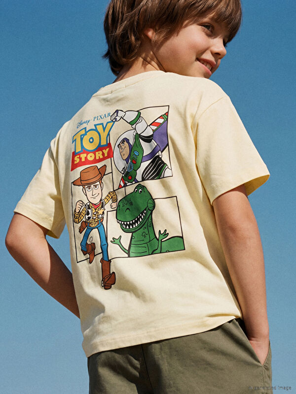 LCW Kids Bisiklet Yaka Toy Story Baskılı Erkek Çocuk Tişört