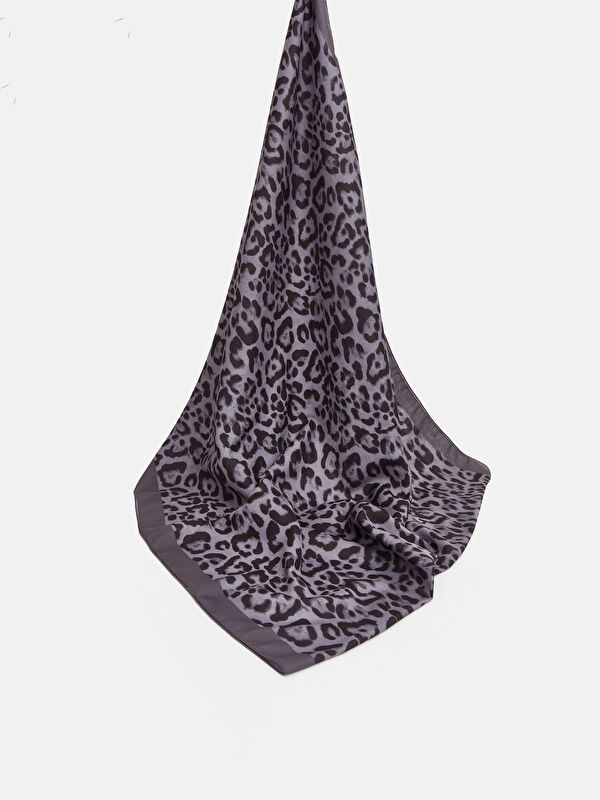LCW Modest Leopar Desenli Kadın Şal