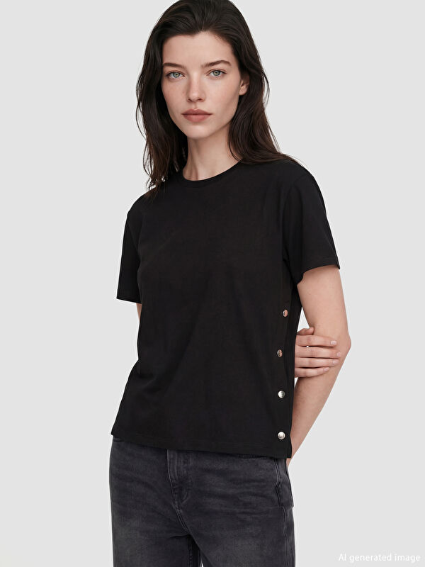 LCW Comfort Bisiklet Yaka Çıtçıtlı Bluz