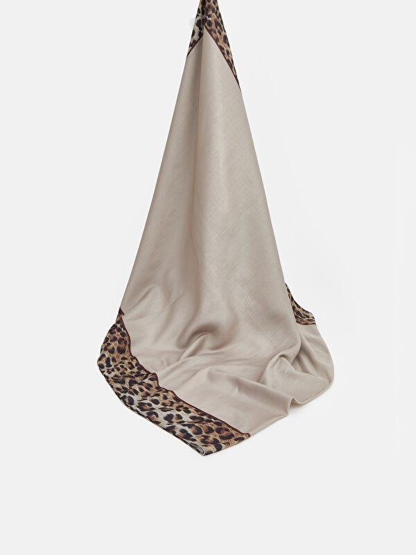 LCW Modest Leopar Desenli Kadın Şal