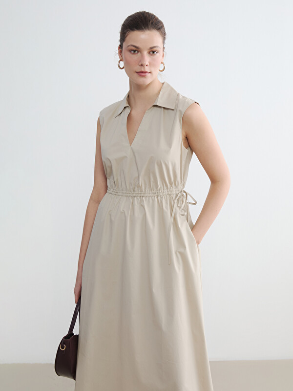 LCW EVERYDAY Robe en popeline à col chemise et taille à cordon de serrage