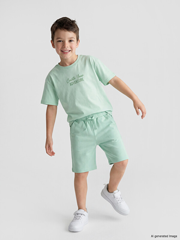 LCW Kids Baskılı Erkek Çocuk Şortlu Takım