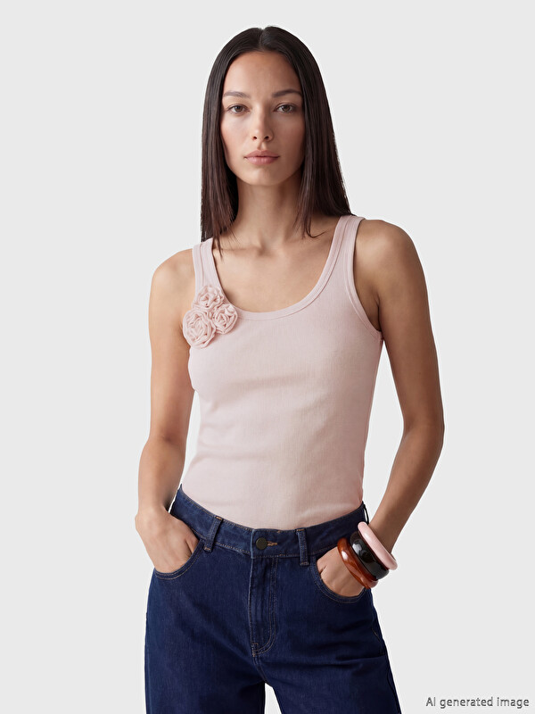 LCWAIKIKI Basic U-Ausschnitt Tanktop mit Blumenapplikation für Damen