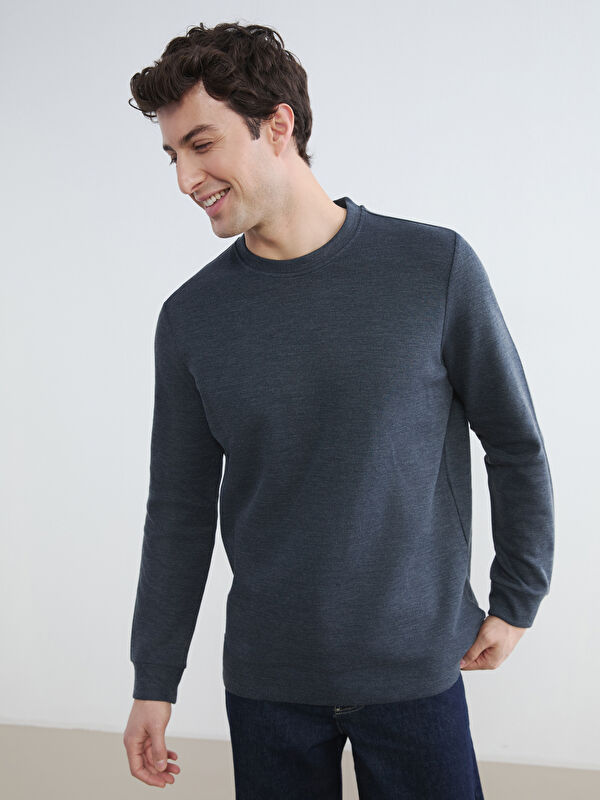 LCWAIKIKI Classic Bisiklet Yaka Erkek Sweatshirt