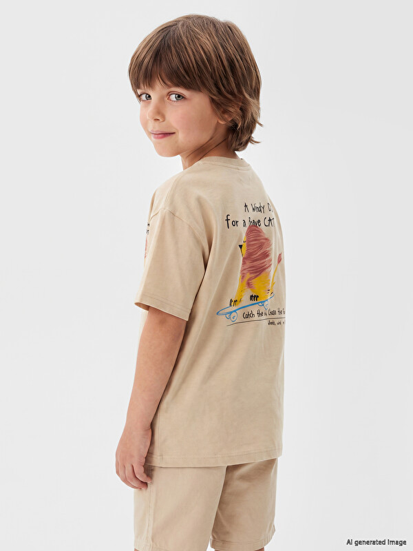 LCW baby Crew Neck Printed Boys' T-Shirt
