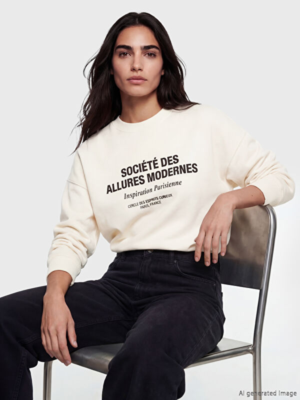 LCW Vision Bisiklet Yaka Baskılı Oversize Kadın Sweatshirt