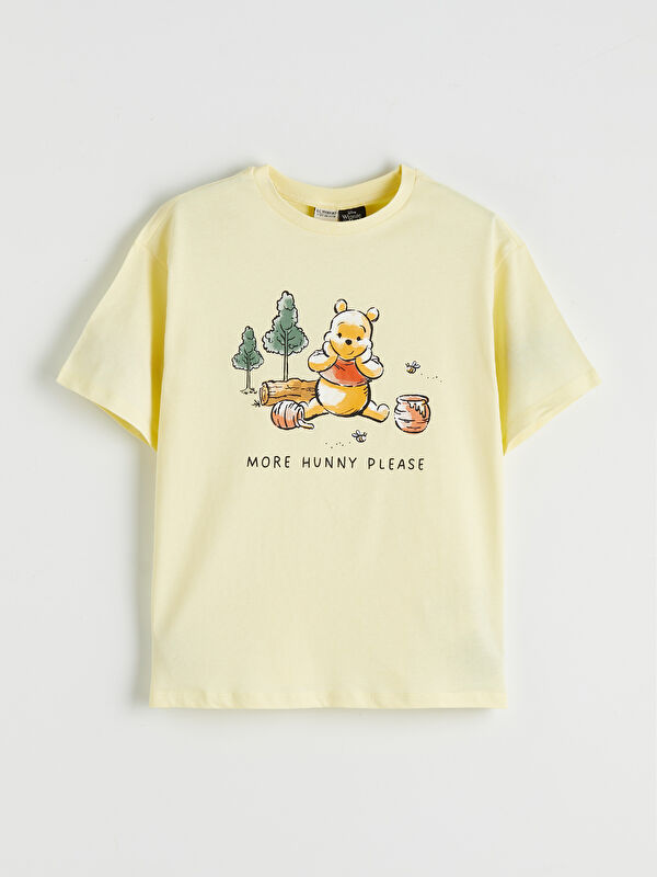 LCW Kids Bisiklet Yaka Winnie the Pooh Baskılı Kız Çocuk Tişört