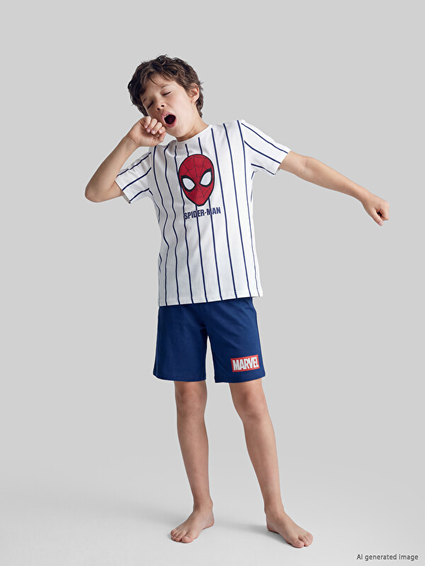 LCW Kids Spider-Man Baskılı Erkek Çocuk Şortlu Şortlu Pijama Takımı
