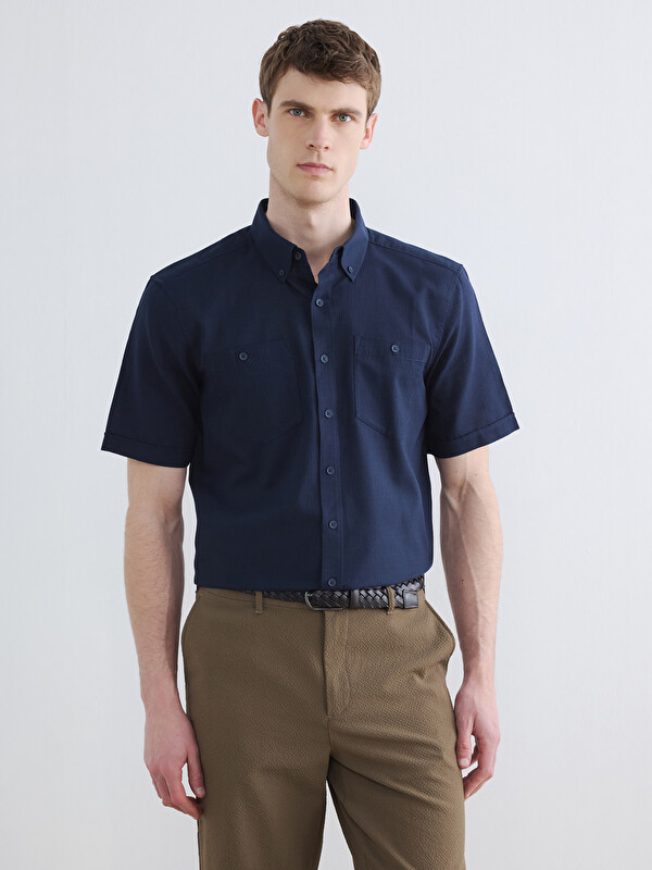 LCWAIKIKI Classic Chemise Homme Texturée à Manches Courtes Coupe Régulière