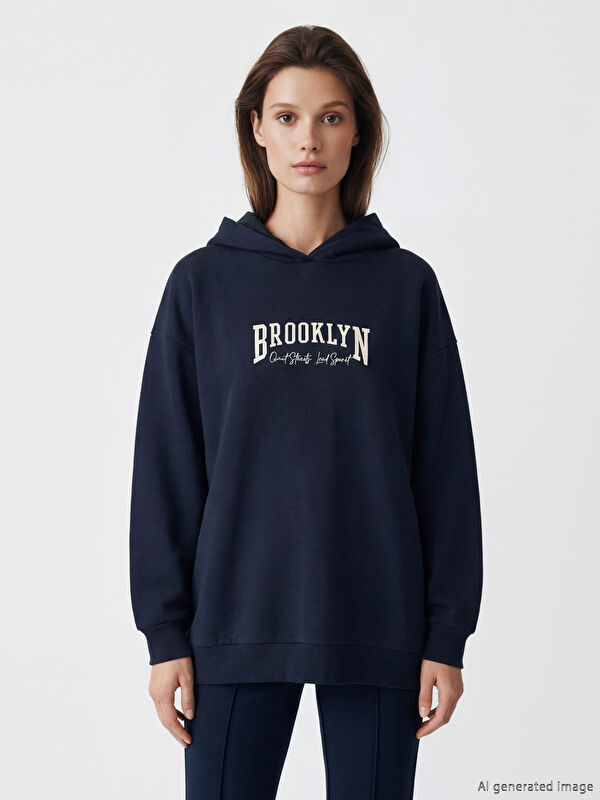 LCW Modest Kapüşonlu Brooklyn Baskılı Kadın Sweatshirt Tunik