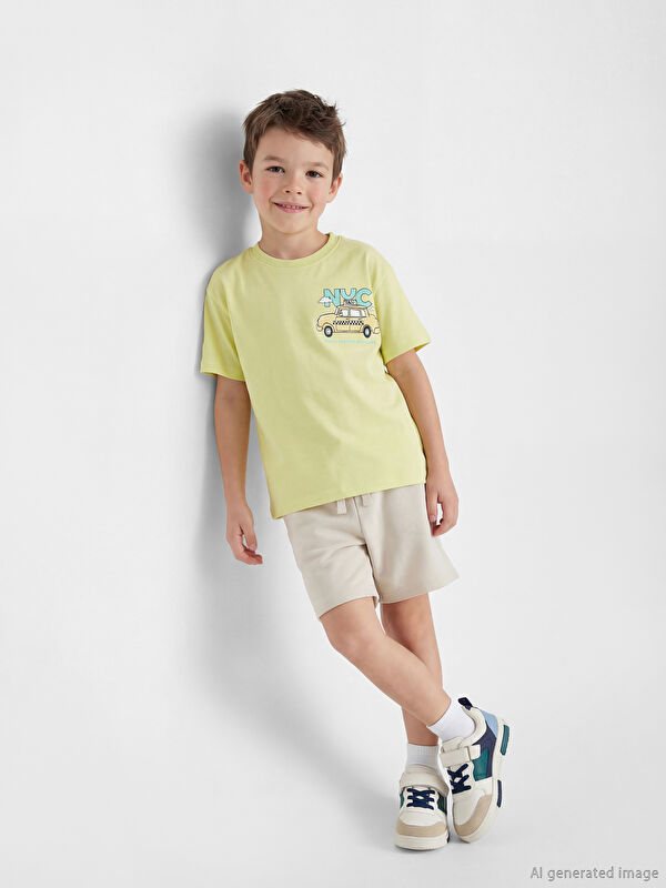 LCW Kids تی‌شێرت و شۆرتی چاپکراوی NYC بۆ کوڕان