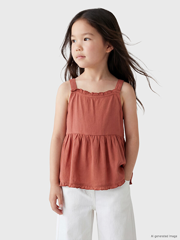 LCW Kids Kare Yaka Fırfırlı Kız Çocuk Bluz