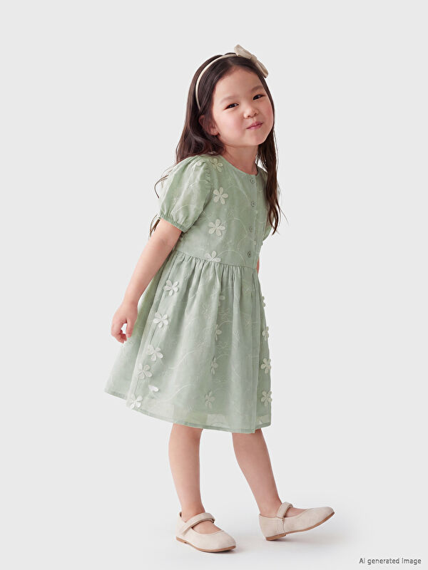 LCW Kids Bisiklet Yaka Çiçek Nakışlı Kız Çocuk Elbise