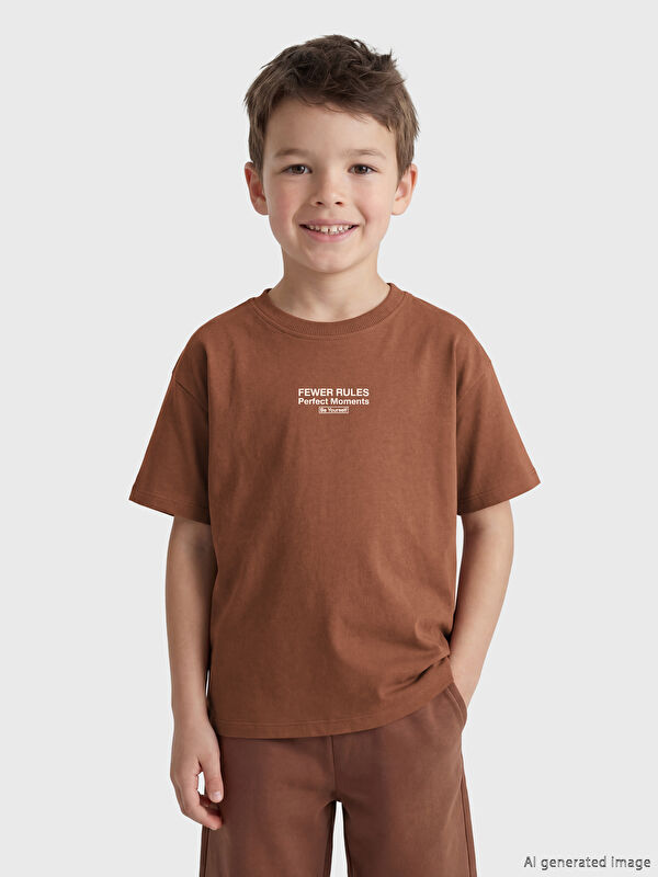 LCW Kids Bisiklet Yaka Baskılı Erkek Çocuk Tişört