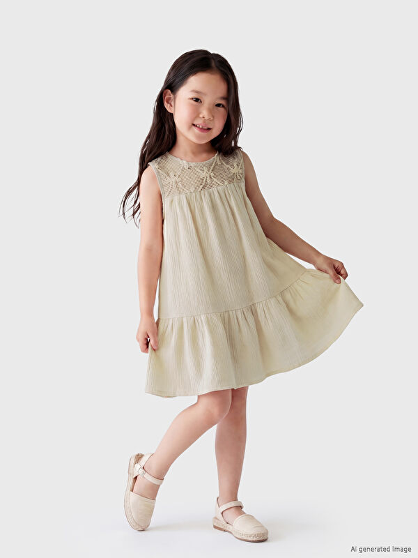 LCW Kids Dantel Detaylı Fırfırlı Kız Çocuk Elbise