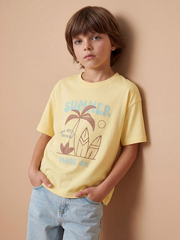 LCW Kids Bisiklet Yaka Baskılı Erkek Çocuk Tişört