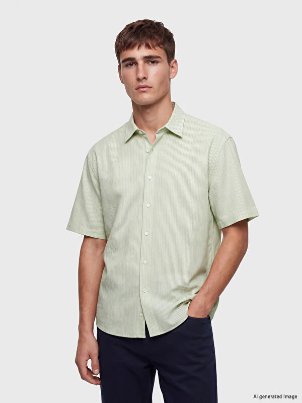 LCW Vision Regular Fit Çizgili Erkek Gömlek