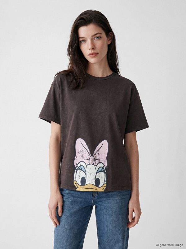LCW Comfort Daisy Duck Printed Women's T-Shirt