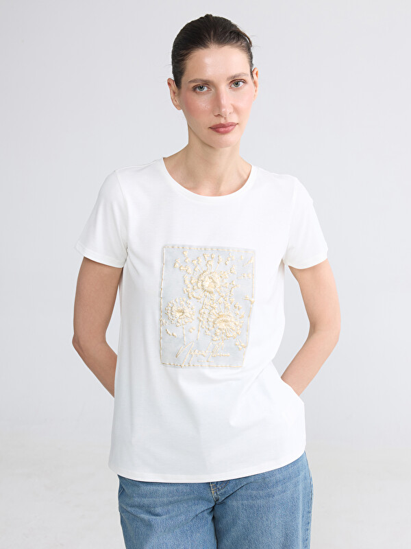 LCW EVERYDAY Crew Neck Embroidered Women's T-Shirt